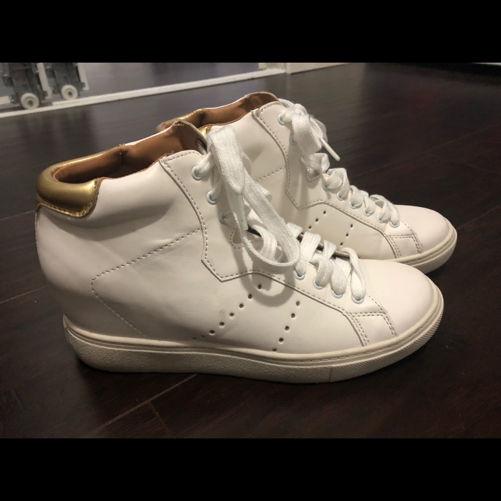 Candie’s Woman Sneakers - size 8